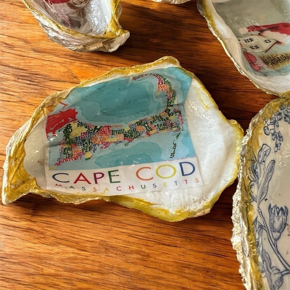Decorative Oyster Shell with Colorful Cape Cod Design – Nautical Map Ring Dish &